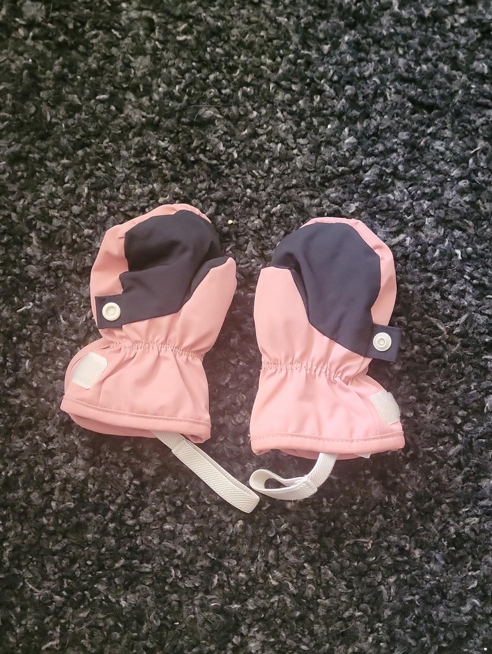 Children's Pink and Black Insulated Mittens with Wrist Strap